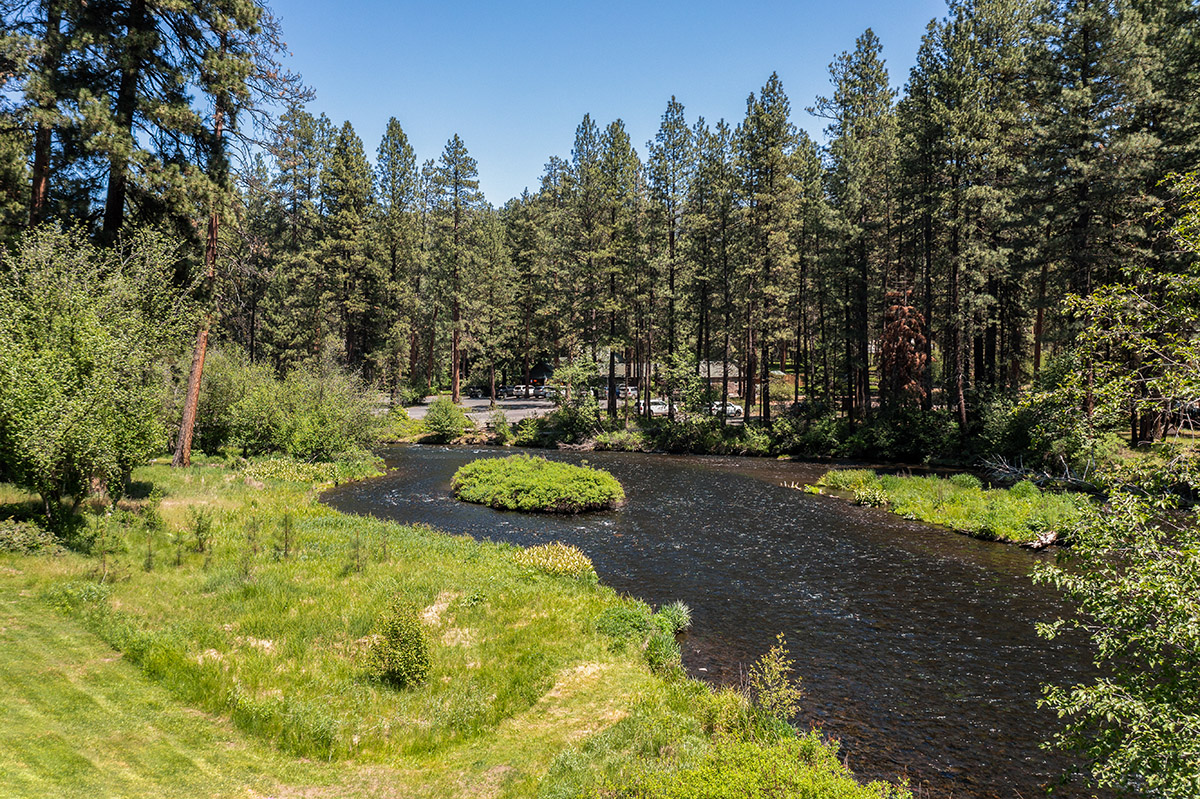 Home Metolius River Resort